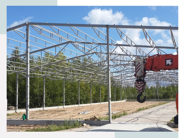 Строительство конюшен в Омск от 622 руб. под ключ