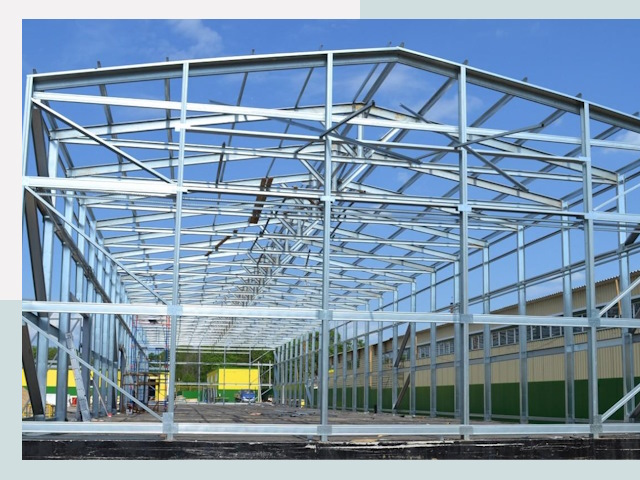 Строительство фабрик в Омске