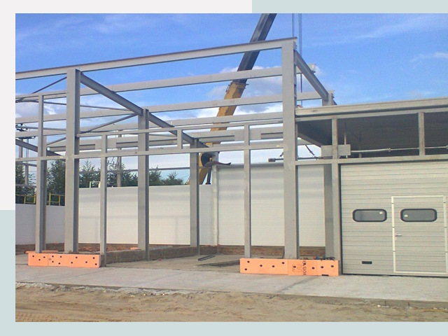 Строительство автосервисов от СтальСтрой-Омс по цене 622 руб.