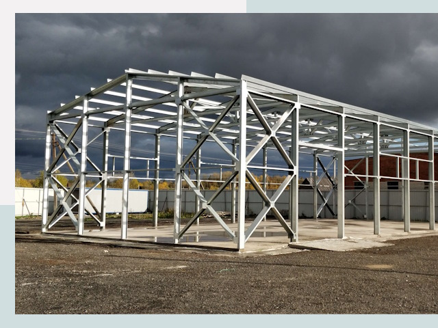 Двускатные ангары в Омск от 622 руб. за квадрат